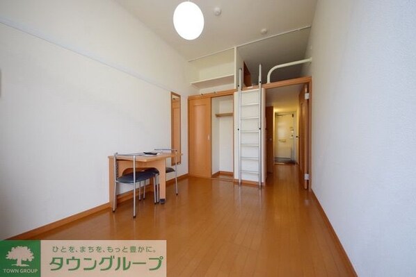 レオパレスshima7の物件内観写真